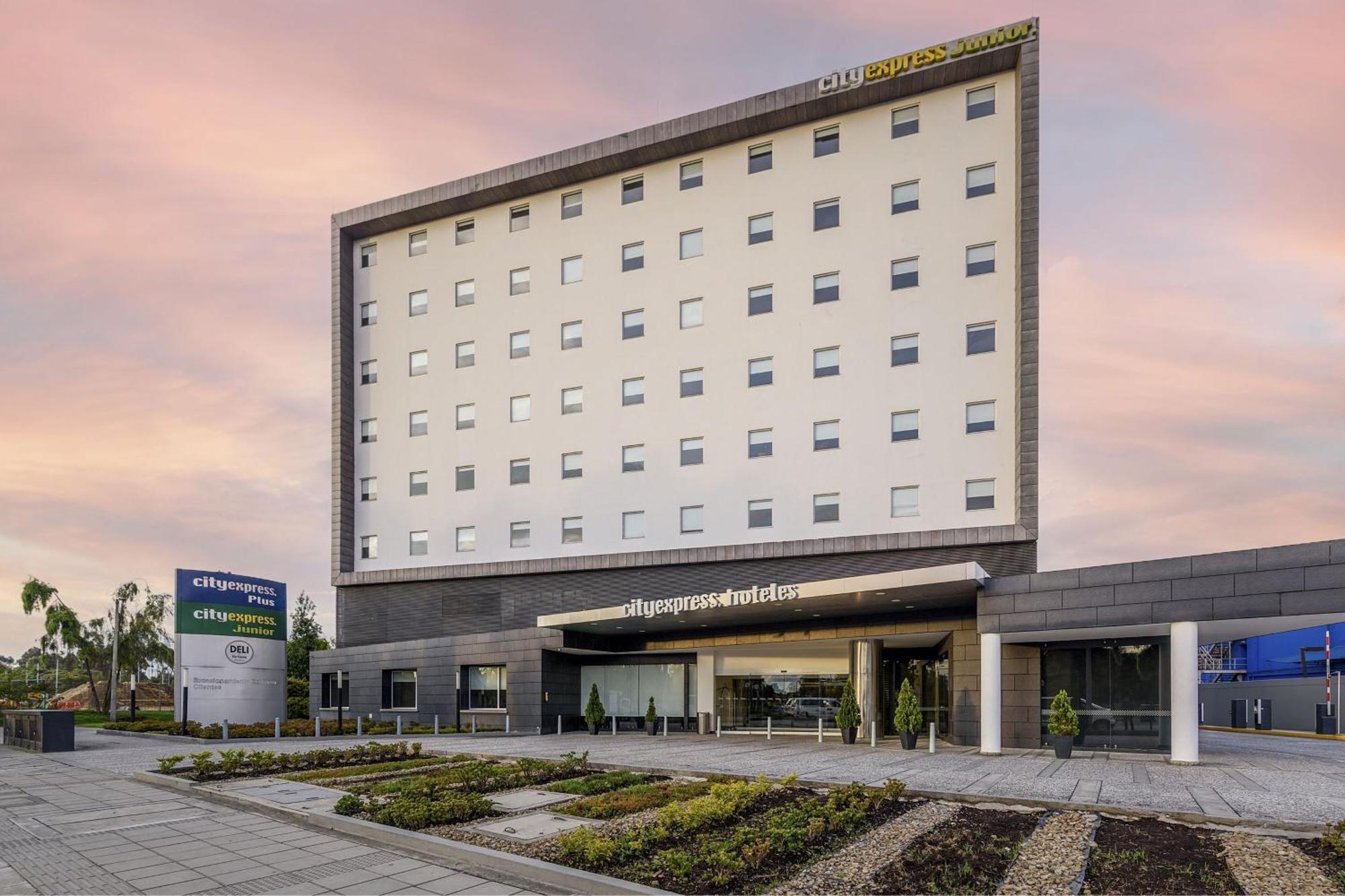 City Express Junior By Marriott Bogota Aeropuerto Bogotá Exterior foto